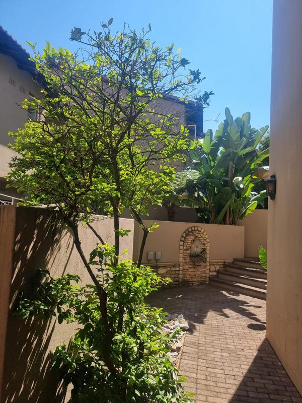3 Bedroom Property for Sale in Sunnyrock Gauteng