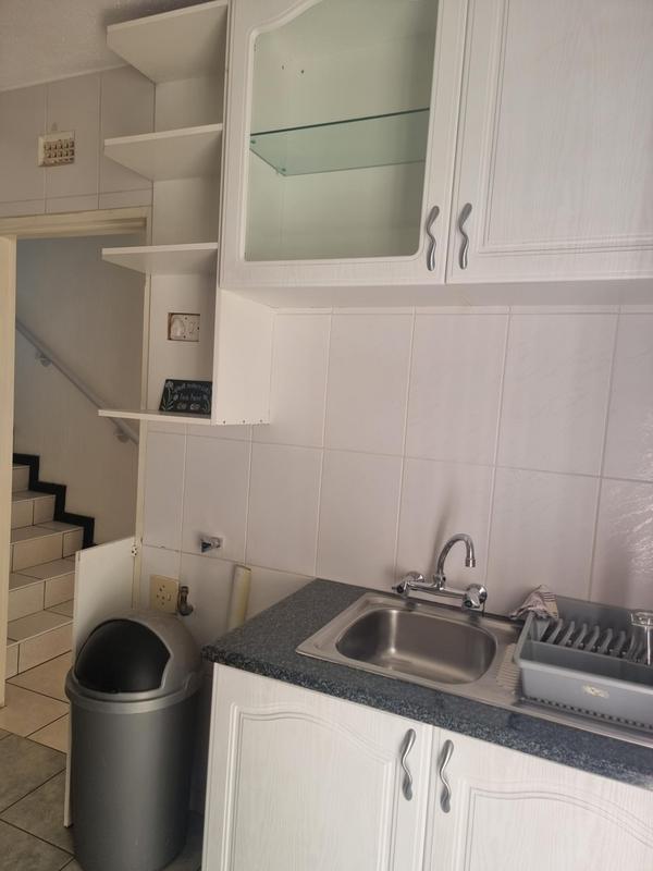 3 Bedroom Property for Sale in Sunnyrock Gauteng