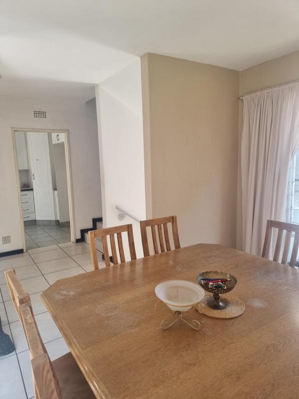 3 Bedroom Property for Sale in Sunnyrock Gauteng