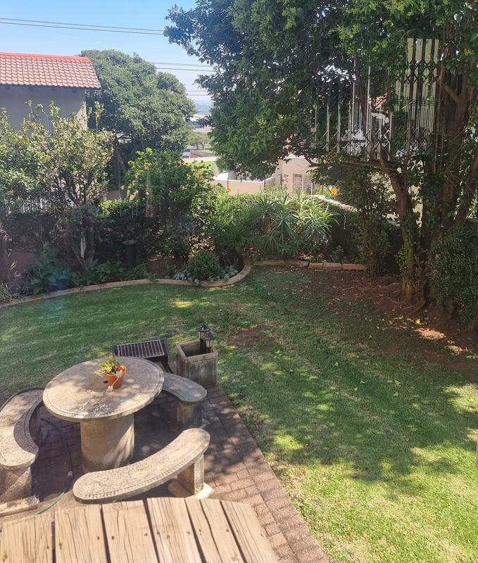 3 Bedroom Property for Sale in Sunnyrock Gauteng