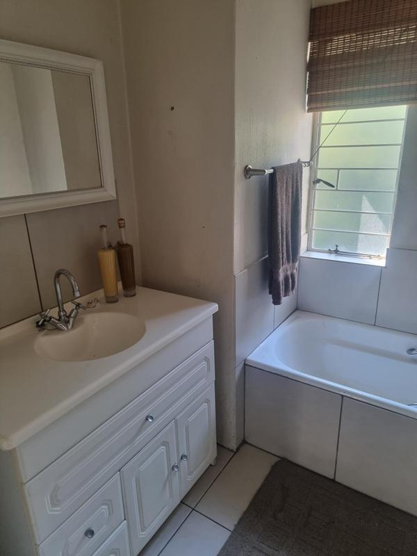 3 Bedroom Property for Sale in Sunnyrock Gauteng