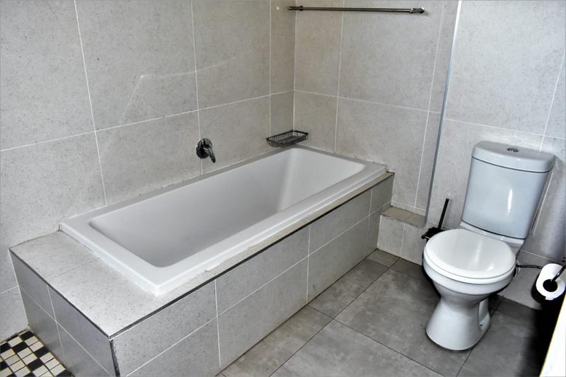 3 Bedroom Property for Sale in Edenvale Gauteng