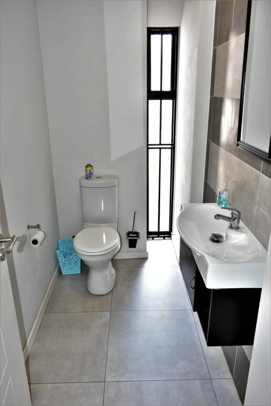 3 Bedroom Property for Sale in Edenvale Gauteng