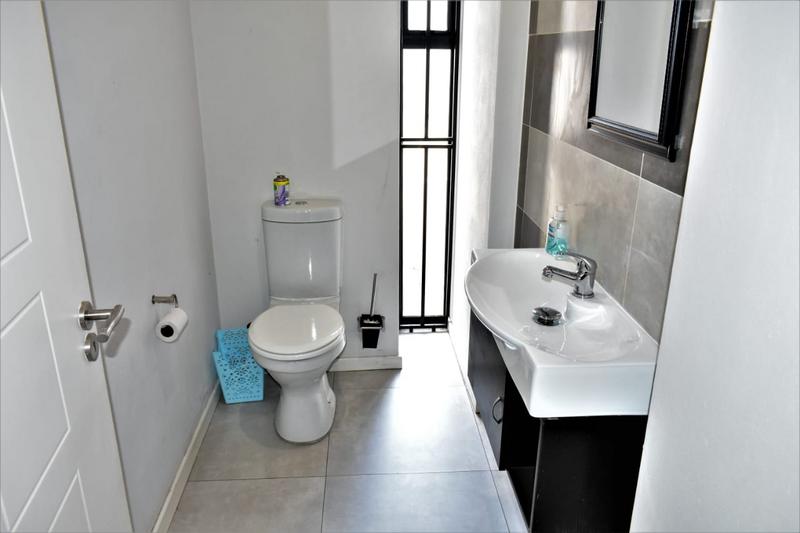 3 Bedroom Property for Sale in Edenvale Gauteng