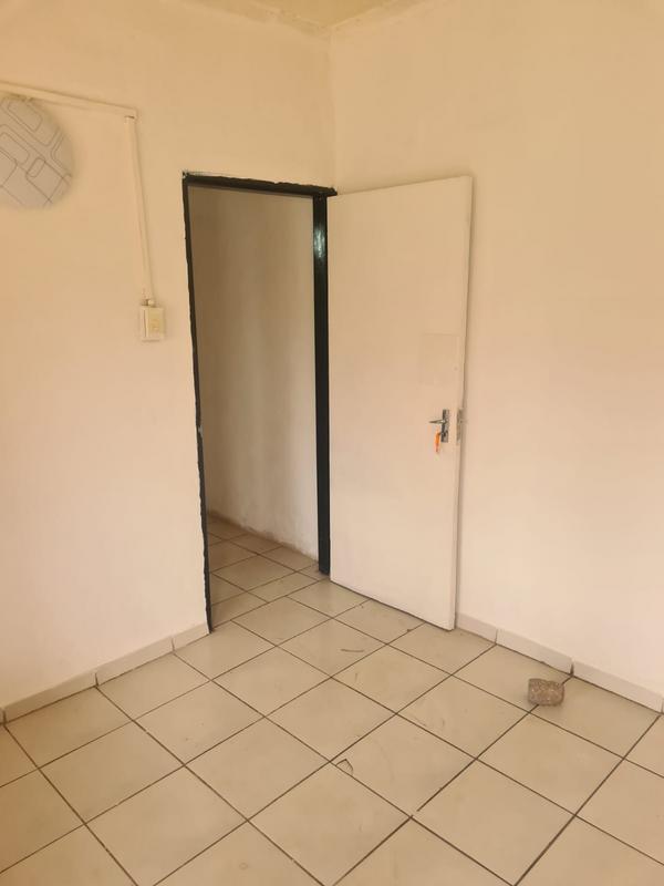 To Let 1 Bedroom Property for Rent in Mayberry Park Gauteng