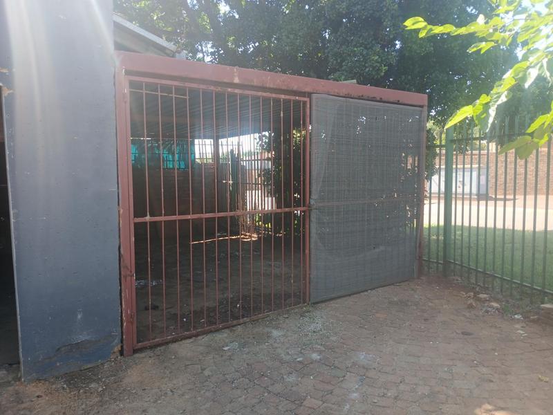 To Let 3 Bedroom Property for Rent in Amandasig Gauteng