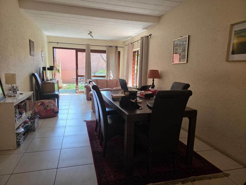 1 Bedroom Property for Sale in Sunninghill Gauteng