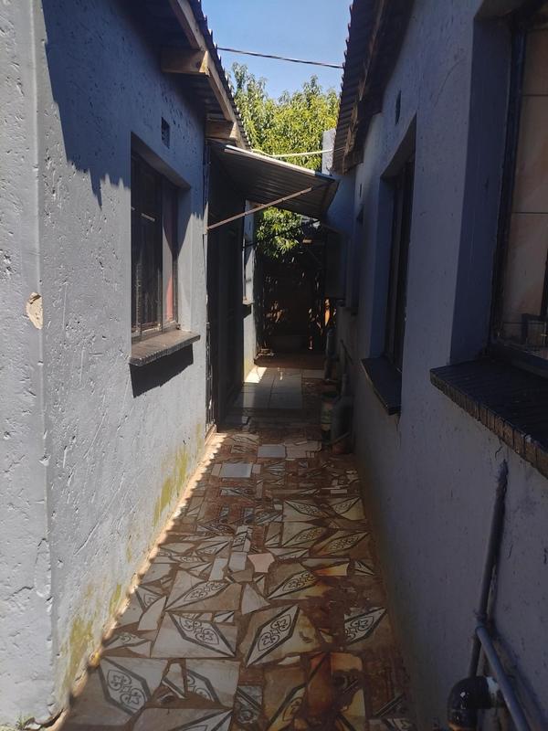 To Let 0 Bedroom Property for Rent in Moleleki Ext 3 Gauteng