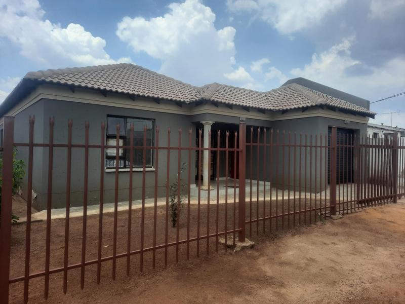 3 Bedroom Property for Sale in Sebokeng Unit 13 Gauteng