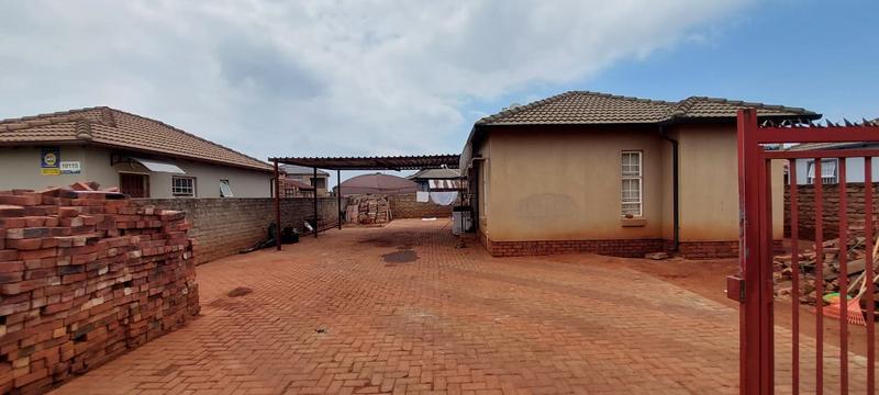 2 Bedroom Property for Sale in The Orchards Gauteng