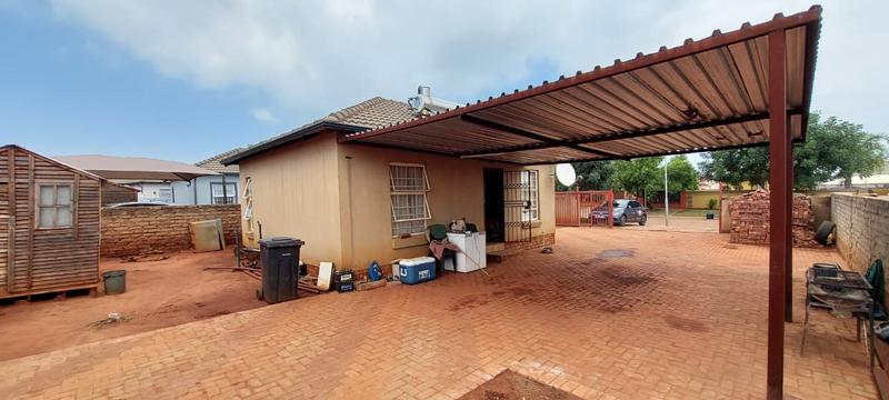 2 Bedroom Property for Sale in The Orchards Gauteng
