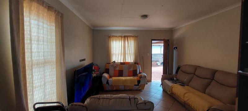 2 Bedroom Property for Sale in The Orchards Gauteng