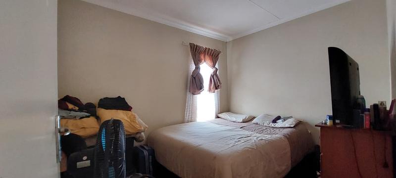 2 Bedroom Property for Sale in The Orchards Gauteng