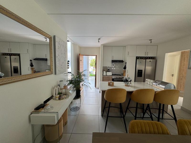 To Let 4 Bedroom Property for Rent in Wilgeheuwel Gauteng