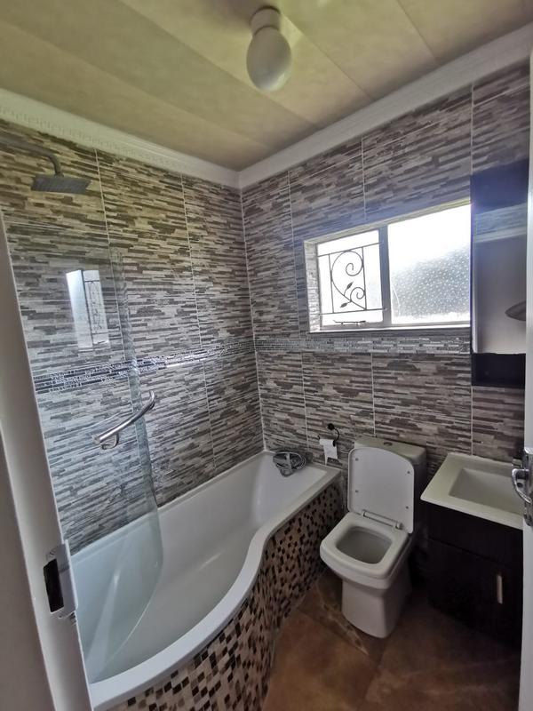 3 Bedroom Property for Sale in Birch Acres Gauteng