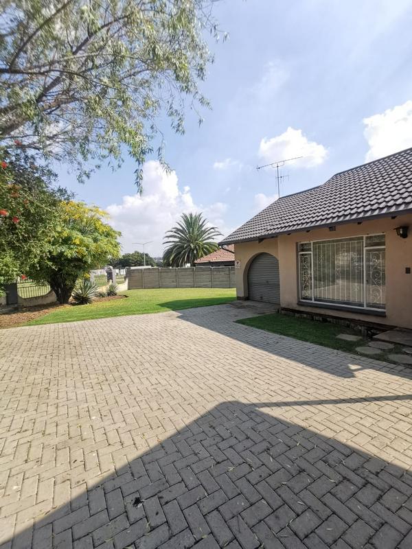 3 Bedroom Property for Sale in Birch Acres Gauteng