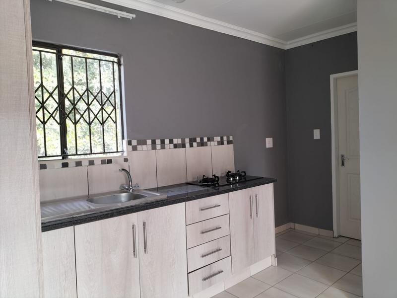 To Let 1 Bedroom Property for Rent in Birchleigh North Gauteng