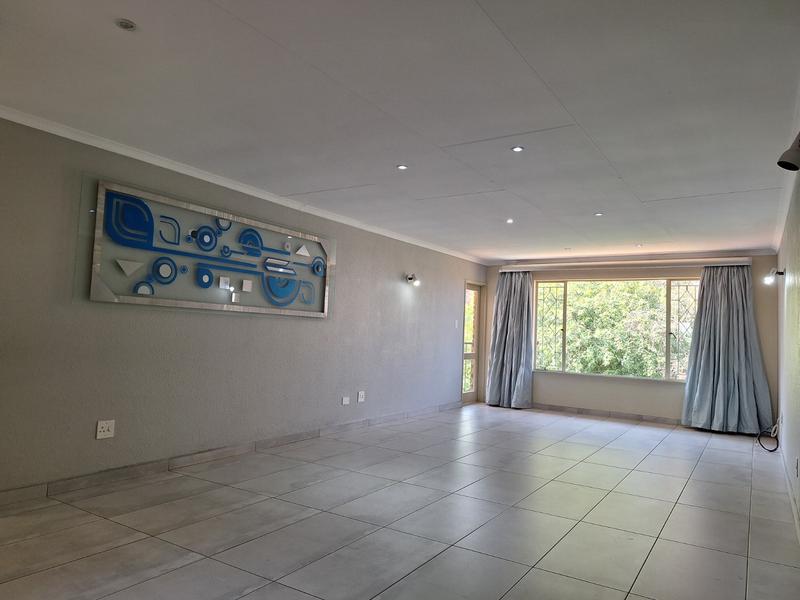 3 Bedroom Property for Sale in Northcliff Gauteng