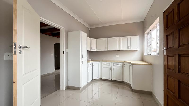 3 Bedroom Property for Sale in New Redruth Gauteng