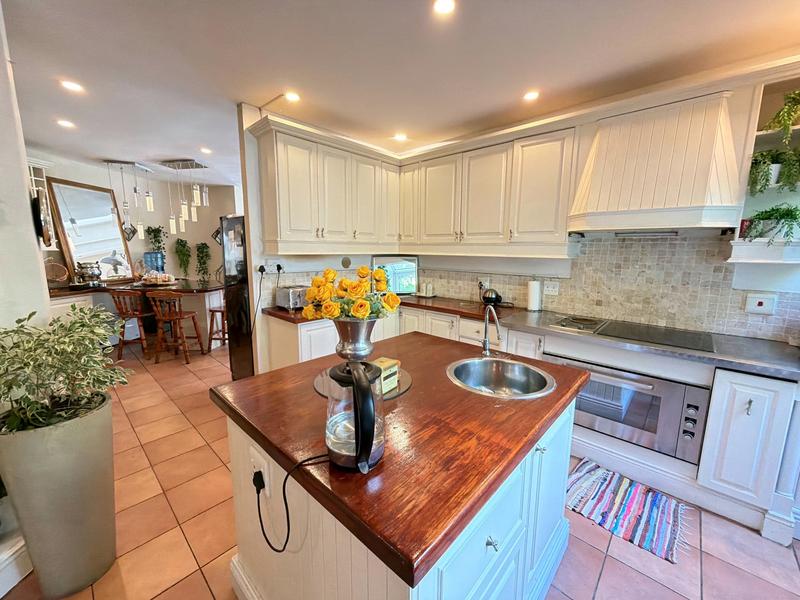 To Let 4 Bedroom Property for Rent in Dainfern Golf Estate Gauteng