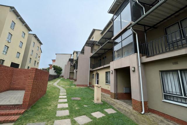 2 Bedroom Property for Sale in Noordwyk Gauteng