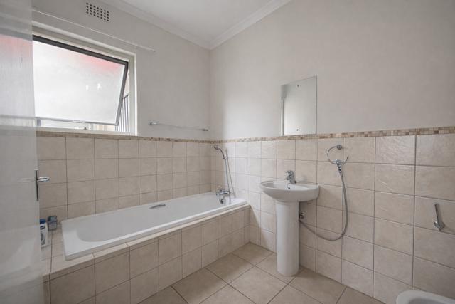 2 Bedroom Property for Sale in Noordwyk Gauteng