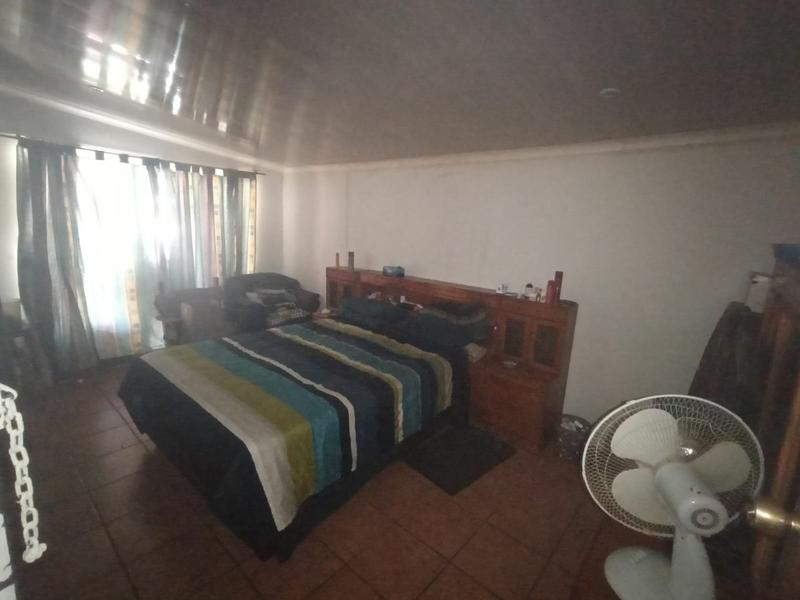 To Let 2 Bedroom Property for Rent in Strubenvale Gauteng