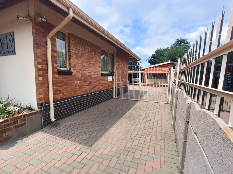 5 Bedroom Property for Sale in Selection Park Gauteng