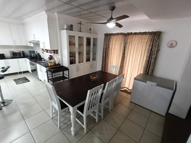 5 Bedroom Property for Sale in Selection Park Gauteng