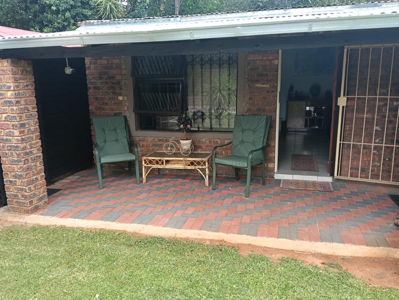5 Bedroom Property for Sale in Selection Park Gauteng