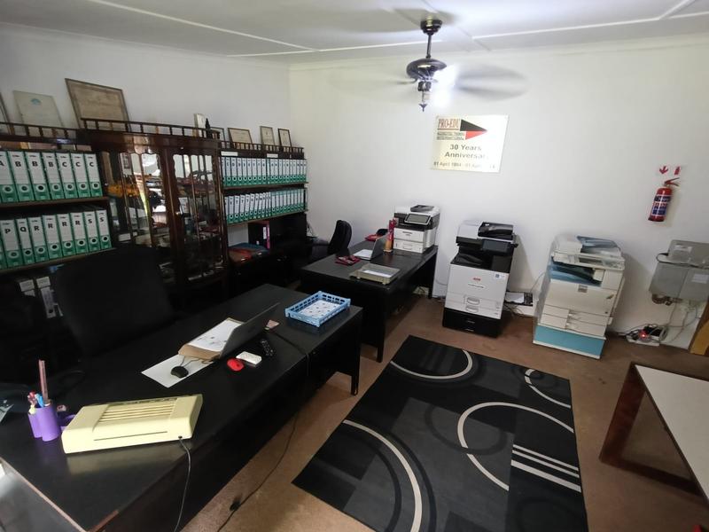 5 Bedroom Property for Sale in Selection Park Gauteng