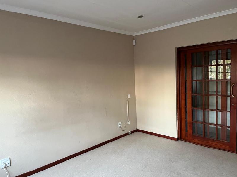 3 Bedroom Property for Sale in Paulshof Gauteng