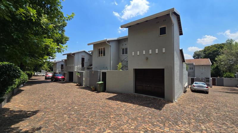 To Let 4 Bedroom Property for Rent in River Club Gauteng
