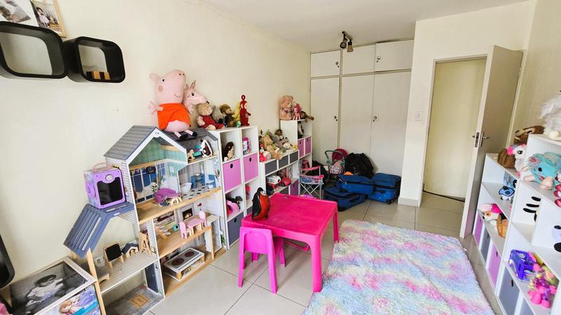 To Let 4 Bedroom Property for Rent in River Club Gauteng