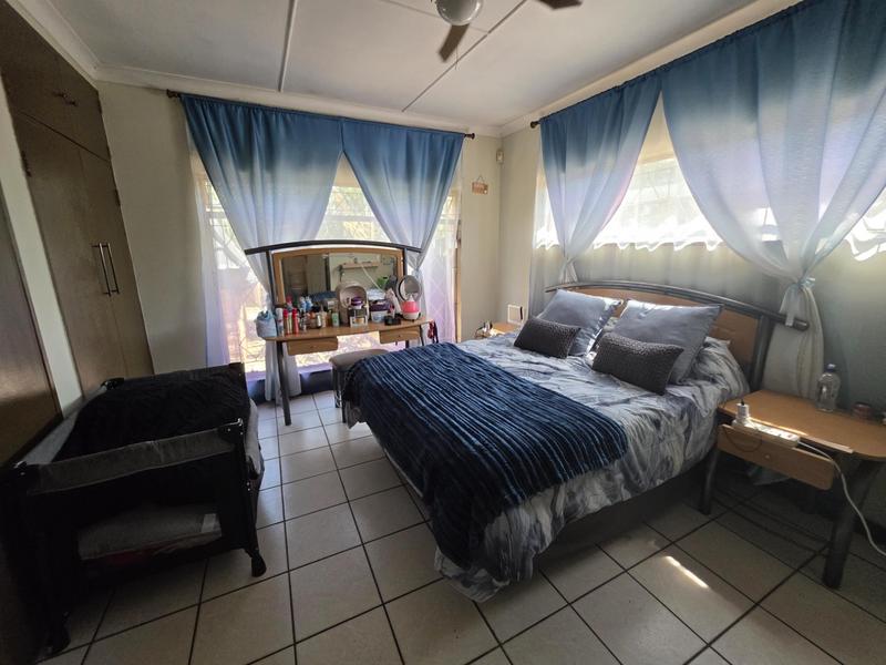 5 Bedroom Property for Sale in Brenthurst Gauteng