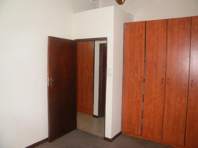 2 Bedroom Property for Sale in Montana Tuine Gauteng