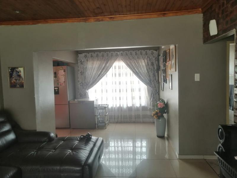 3 Bedroom Property for Sale in Karenpark Gauteng