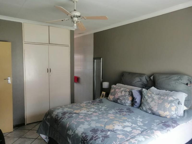 3 Bedroom Property for Sale in Karenpark Gauteng