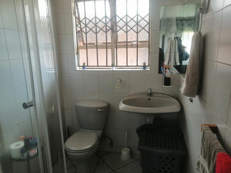 3 Bedroom Property for Sale in Karenpark Gauteng