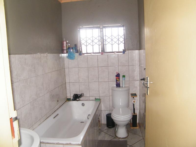 3 Bedroom Property for Sale in Karenpark Gauteng