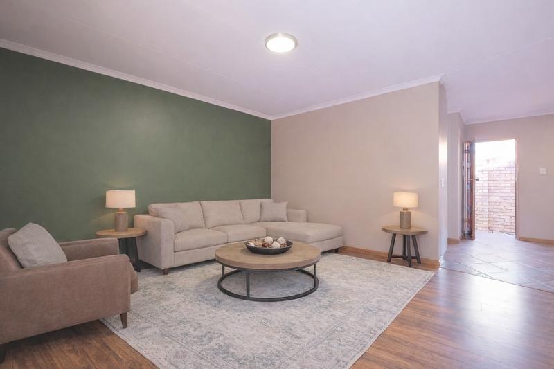 2 Bedroom Property for Sale in Wierdaglen Estate Gauteng