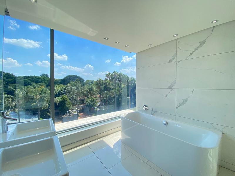 To Let 3 Bedroom Property for Rent in Sandton Gauteng