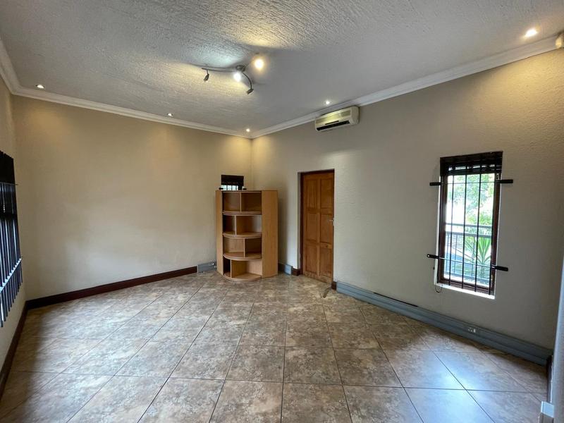 Commercial Property for Sale in Rooihuiskraal Gauteng