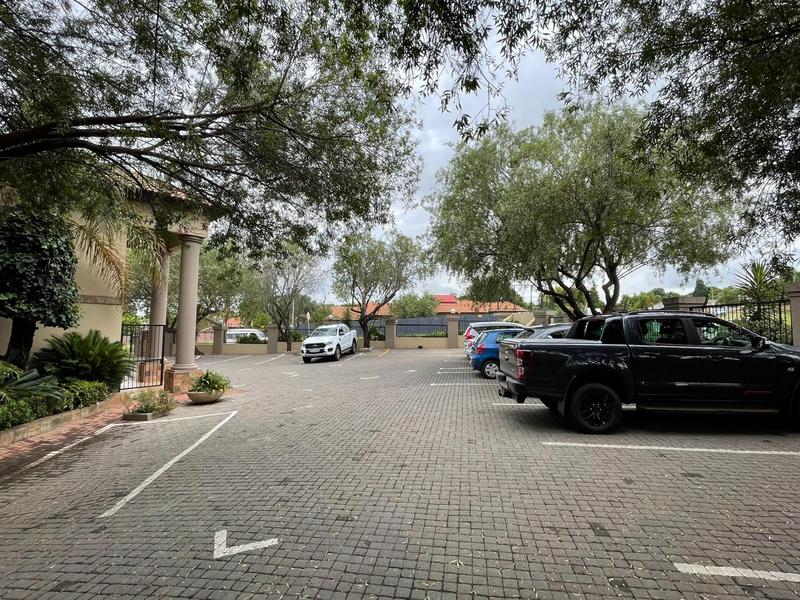 Commercial Property for Sale in Rooihuiskraal Gauteng