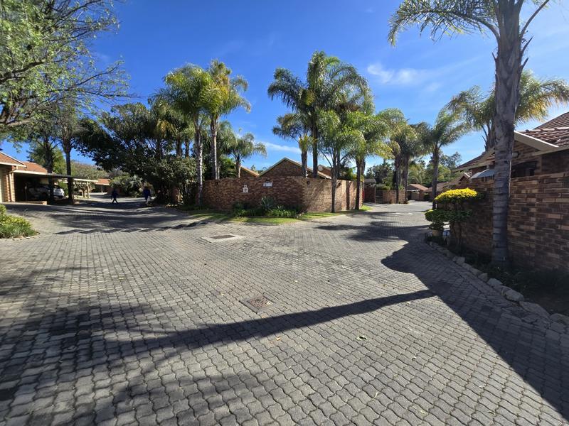 To Let 3 Bedroom Property for Rent in Equestria Gauteng