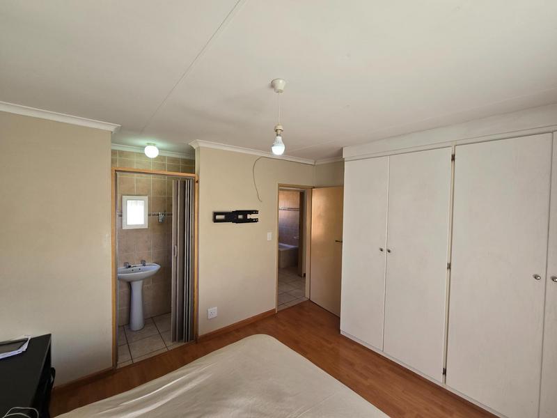 To Let 3 Bedroom Property for Rent in Equestria Gauteng