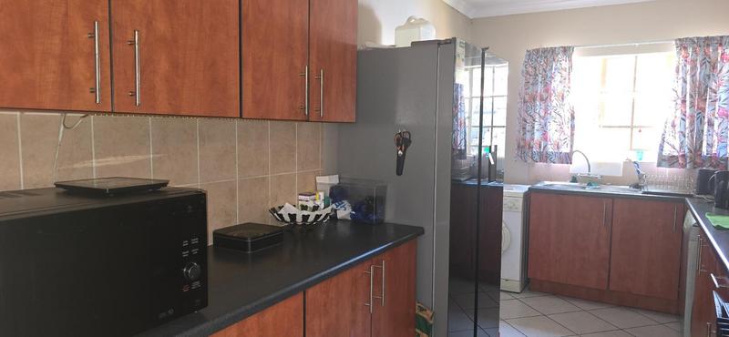 To Let 3 Bedroom Property for Rent in Equestria Gauteng