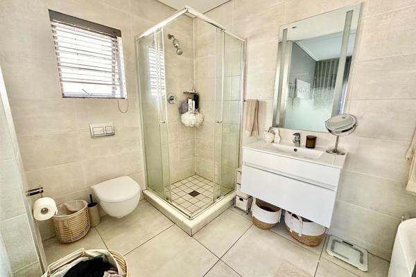 To Let 3 Bedroom Property for Rent in Waterfall Gauteng