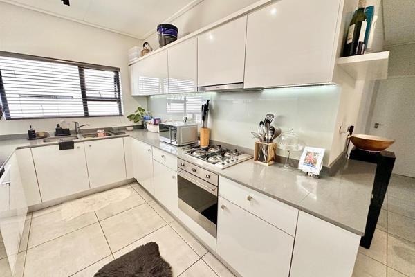 To Let 3 Bedroom Property for Rent in Waterfall Gauteng