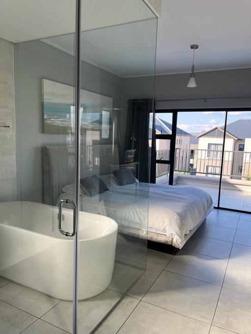 To Let 2 Bedroom Property for Rent in Waterfall Gauteng